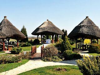 Bungalov S Club, Jakovo