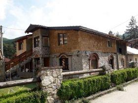 Vila Nenad, Ovčar Banja