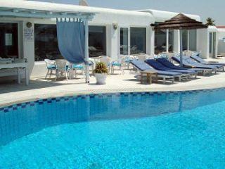 Hotel Marianna 2**, Glastros