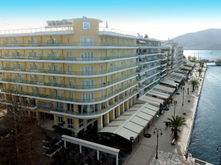 Hotel Paliria 3***, Halkida, Evija