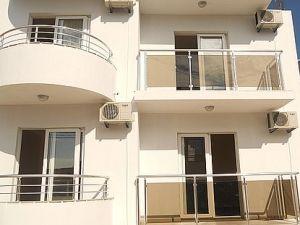 Apartmani Lara S ***+, Dobre Vode