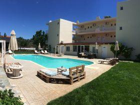 Vila Vamvinis, Sarti