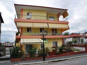 Vila Lazaros, Leptokarija