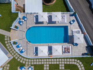 Villa D'Oro Luxury Villas &amp; Suites