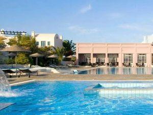 Hotel Nine Muses 4****, Perisa