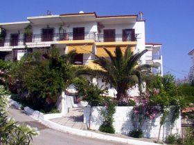 Vila Vasso New, Sarti