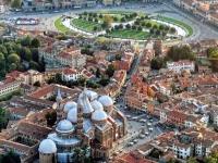 "Livada bez trave" ,"Vo bez rogova", "Svetac bez imena" i "Kafe bez vrata". Pričam o ...?