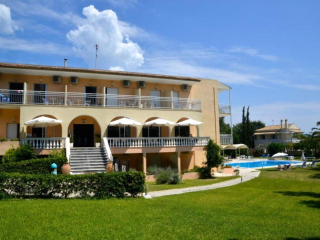 Hotel Primavera 2**, Dassia, Krf