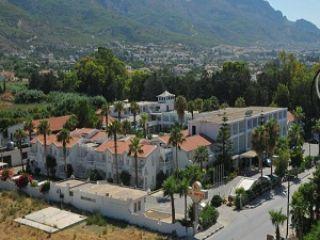 La Hotel &amp; Resort 4****, Kirenija