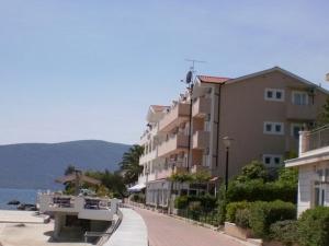 Pansion Savina, Herceg Novi