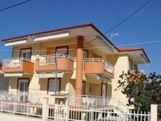 Vila Dimitra, Vrasna Paralija