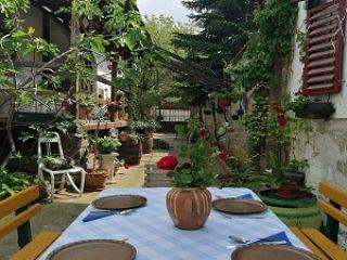 Vila Veselinović, Sremski Karlovci